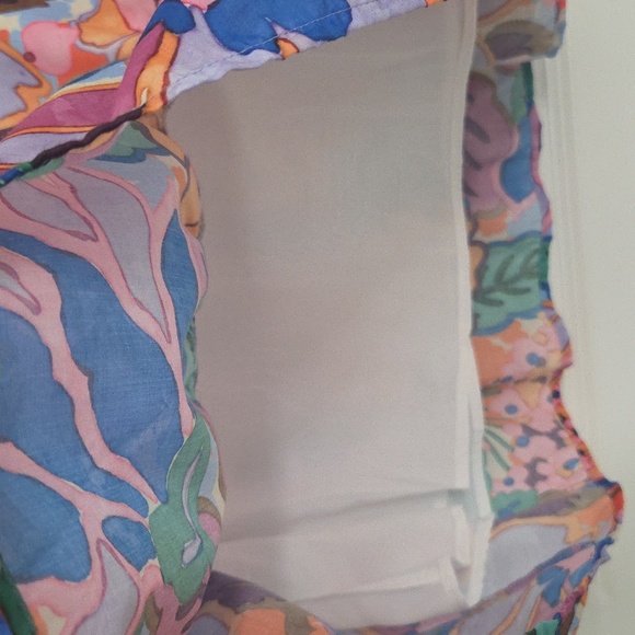 THML Beautiful, Floral, Tiered Dress. Lined. Excellent Condition!🌺🏵🌸🌼Medium - Picture 4 of 15